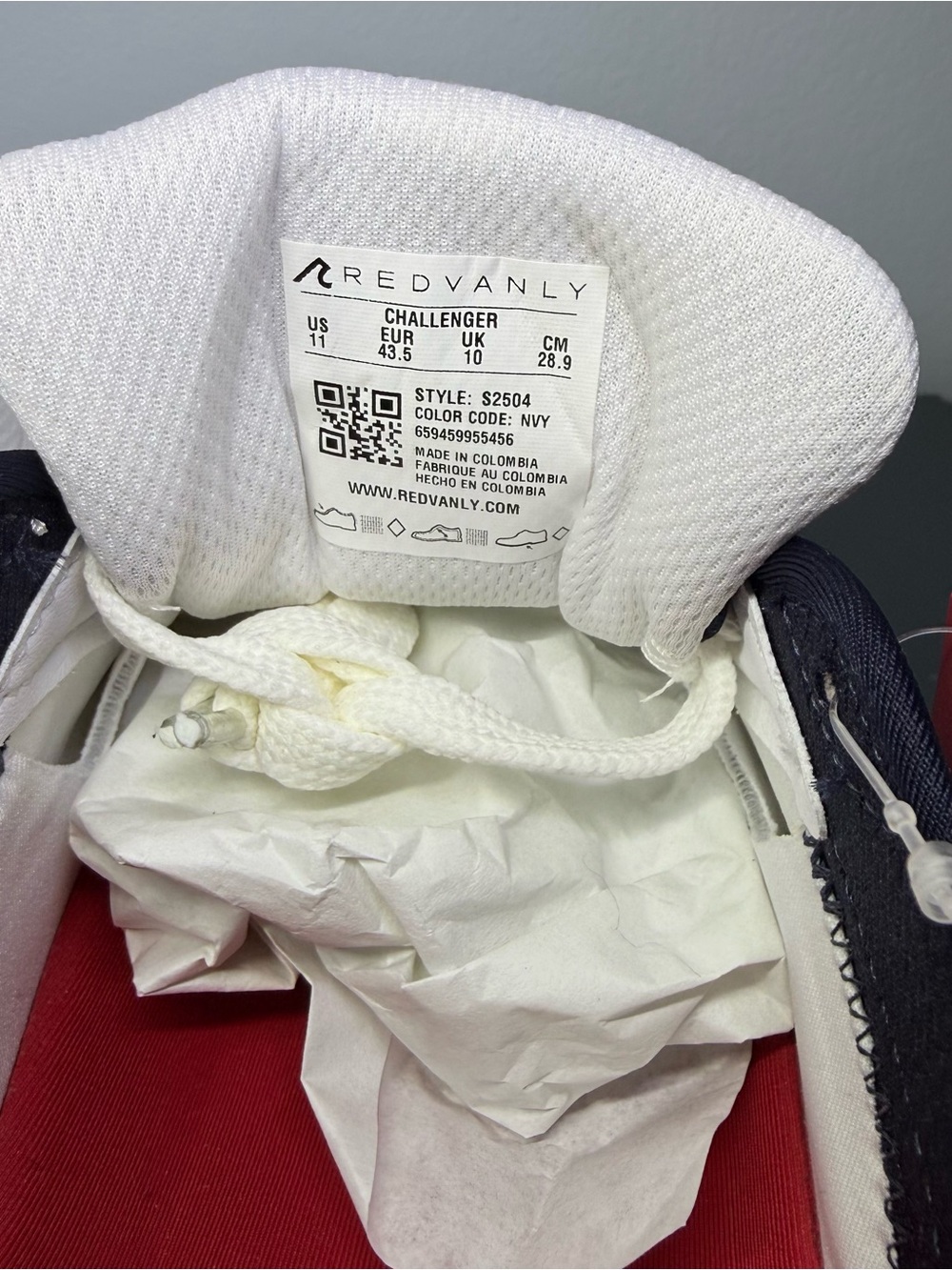 Redvanly Challenger Sneakers NWOB - Picture 8 of 8